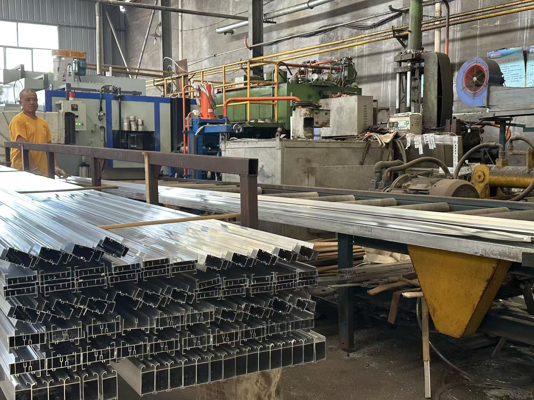 Valuno Aluminum Extrusion Factory