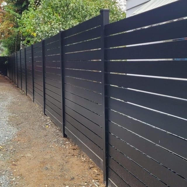 VALUNO aluminum semi-closed privacy fence