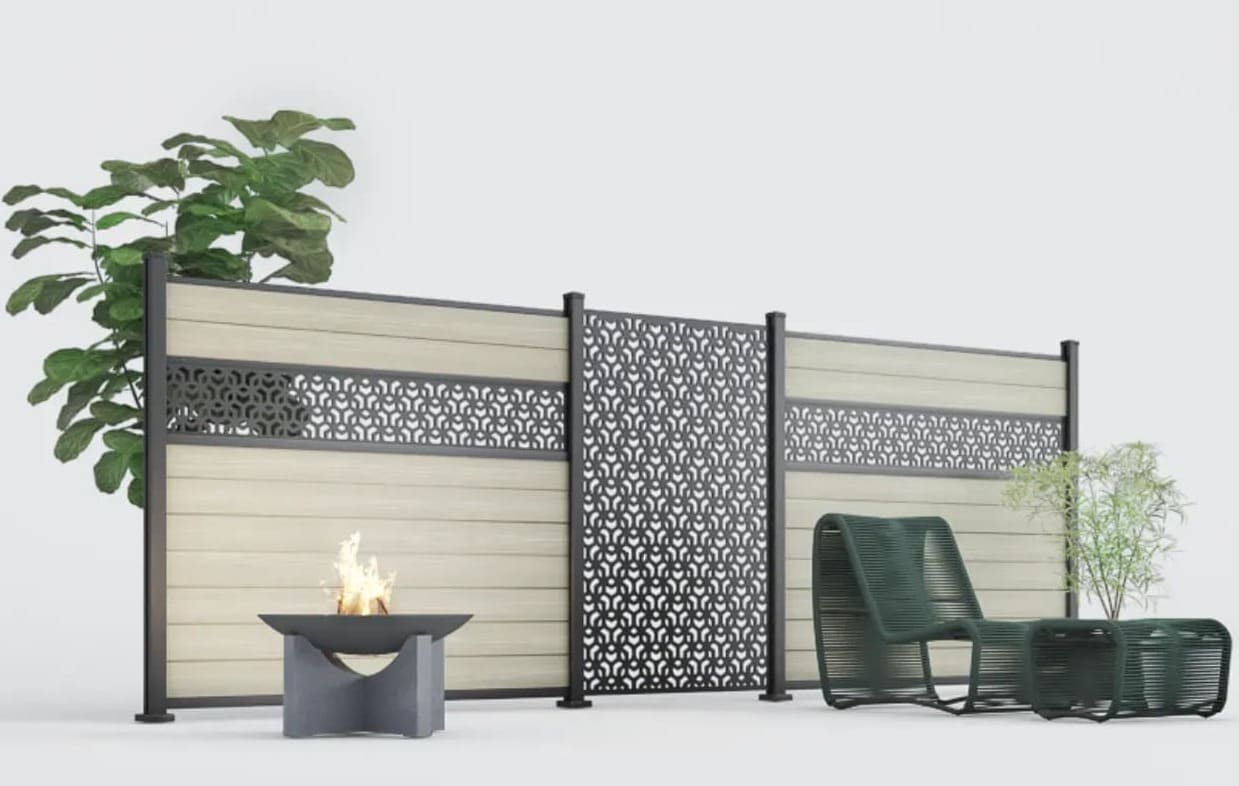 Decorative aluminum fence system