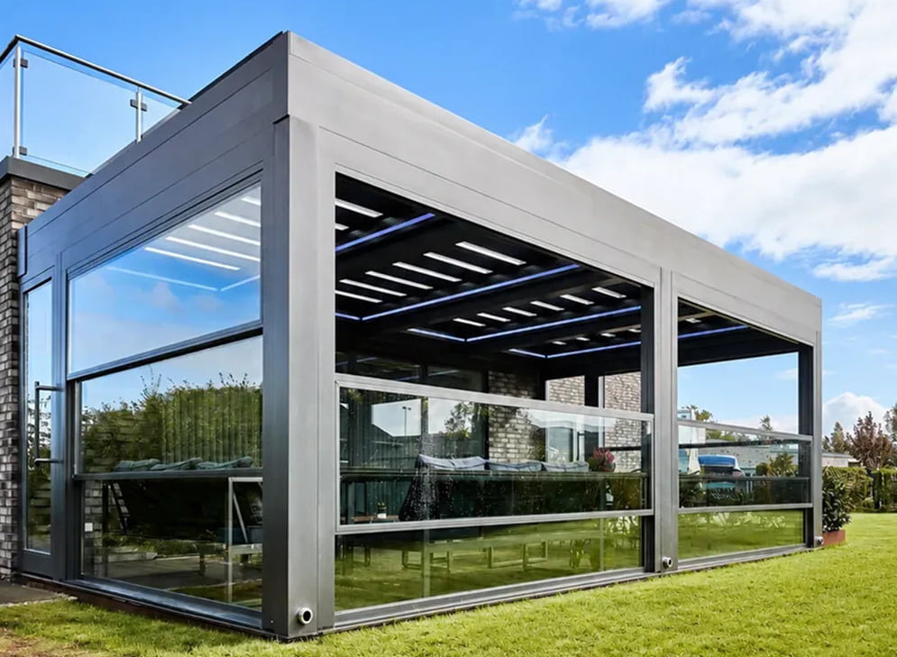 Valuno aluminum pergola with glass