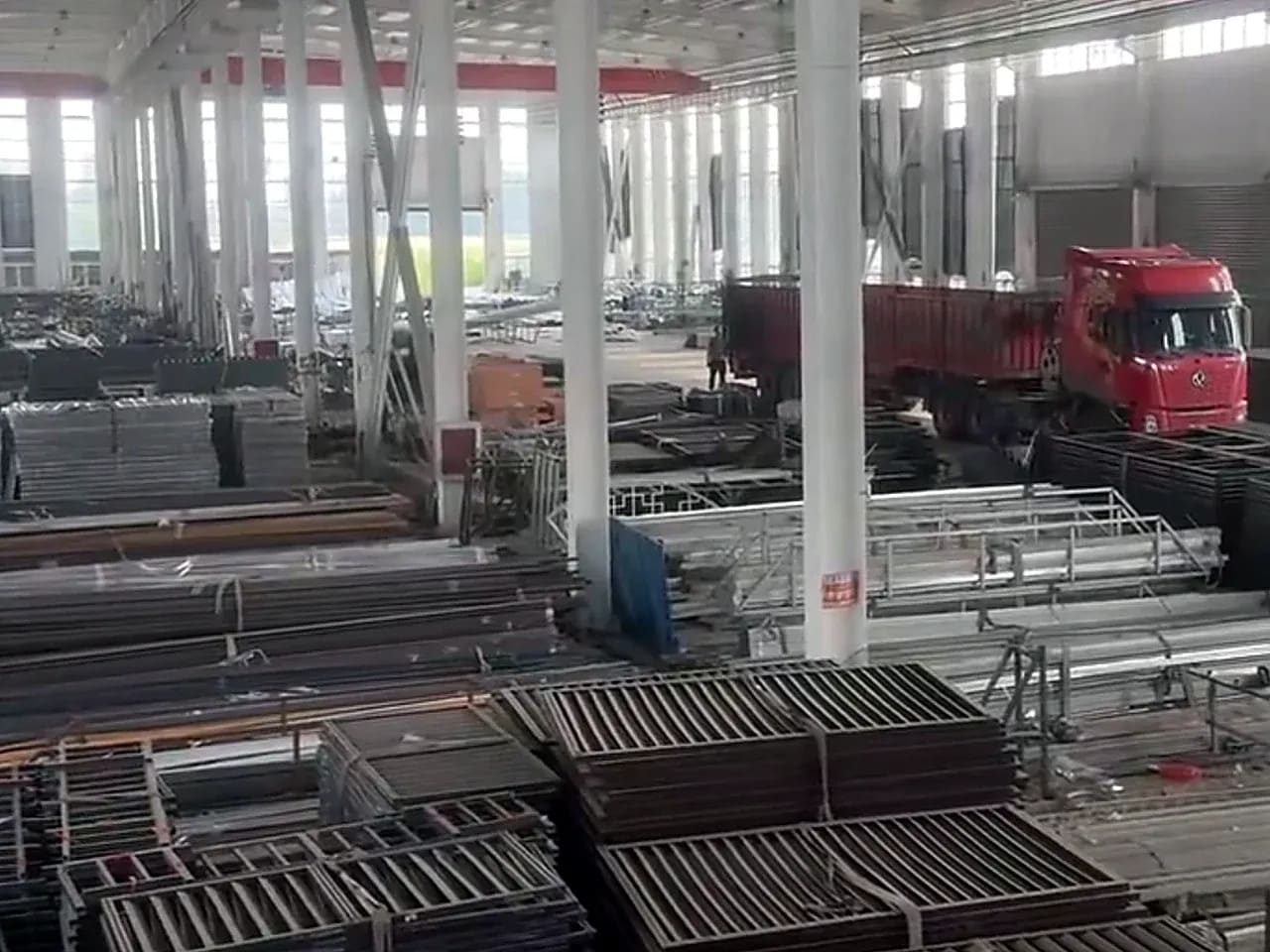VALUNO aluminum fence factory production assembly inspection and packaging